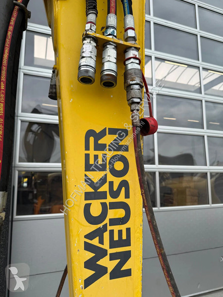 Экскаватор Wacker Neuson