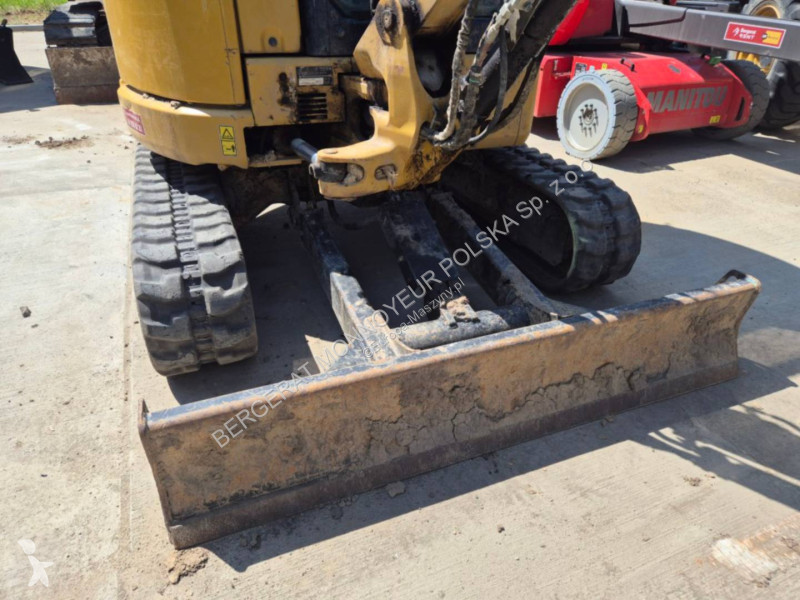 Escavadora Caterpillar 303.5E2CR