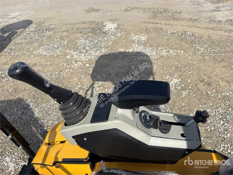 جرافة JPC HT18 Mini Excavator (Unused)