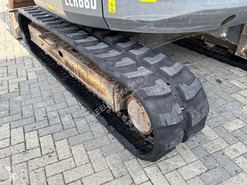 Экскаватор Volvo tracked excavator, 3x buckets,...
