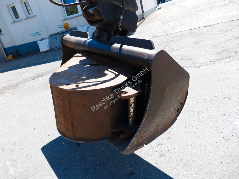 جرافة Kubota