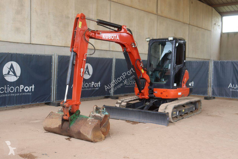 Excavadora Kubota SZ