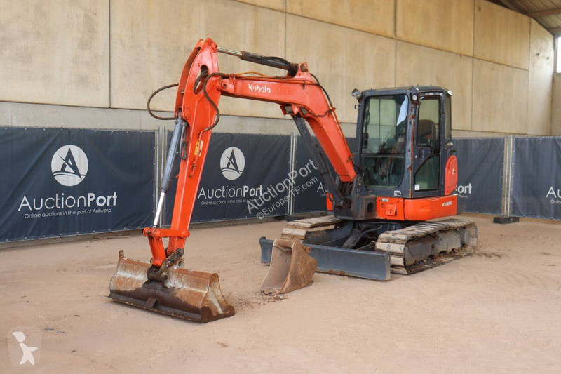 Excavadora Kubota KX165-5