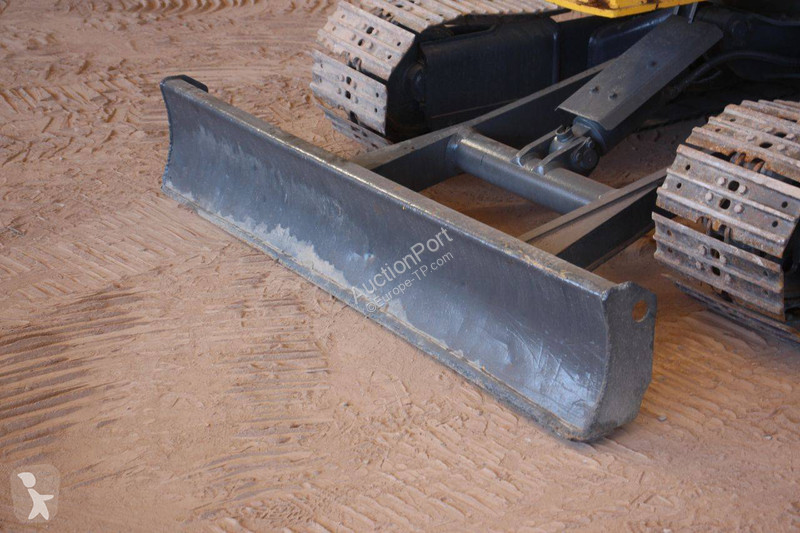 Excavadora Komatsu 7