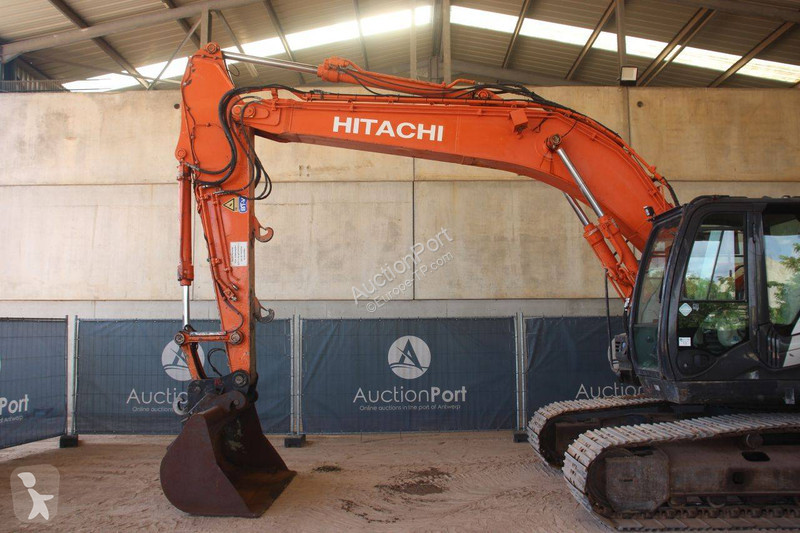 جرافة Hitachi 5B