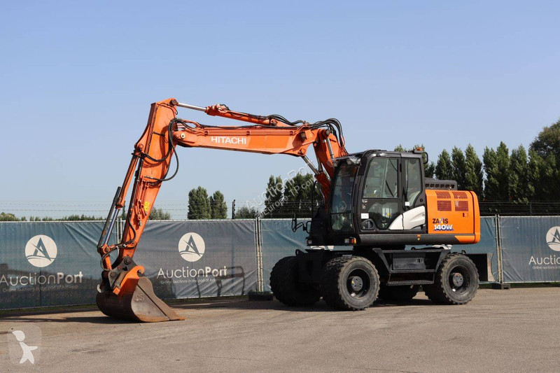 جرافة Hitachi ZX140W-6