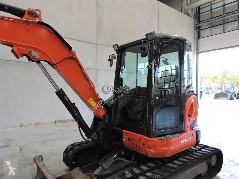 جرافة Kubota U48-4