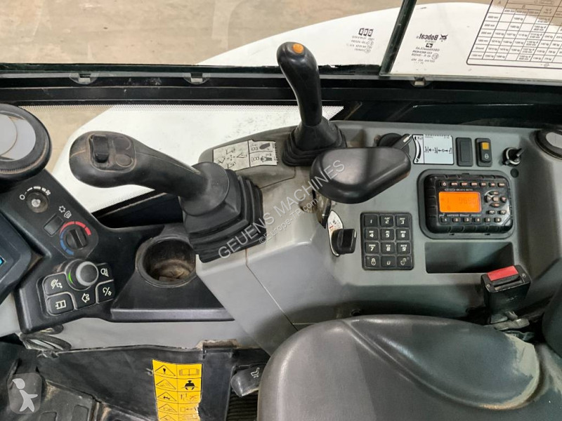 جرافة Bobcat 50z