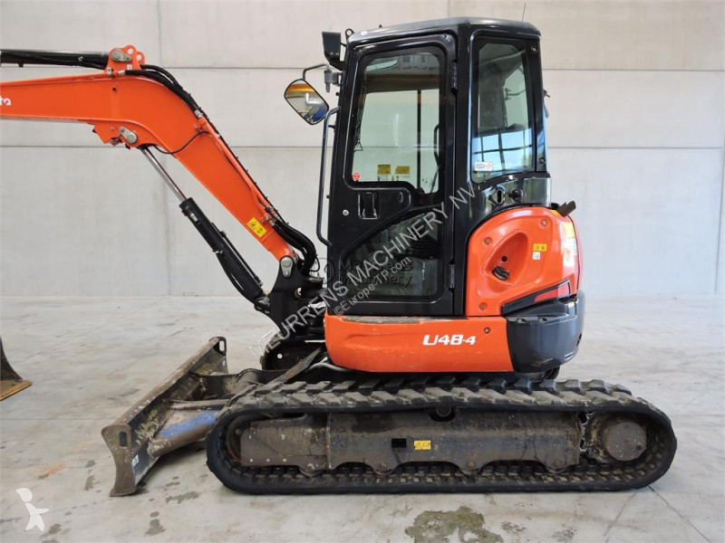 جرافة Kubota U48-4