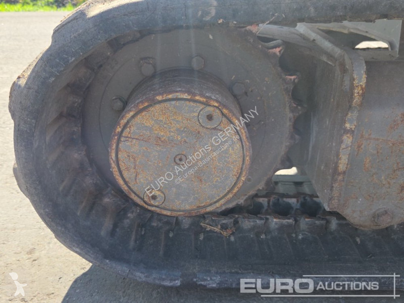جرافة Volvo ECR25D