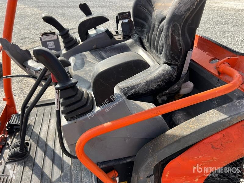 جرافة Kubota