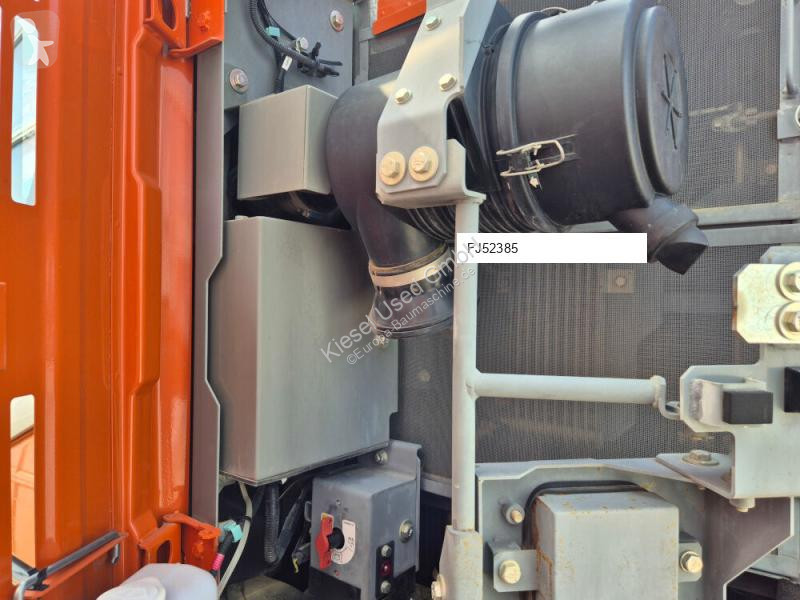 جرافة Hitachi 7