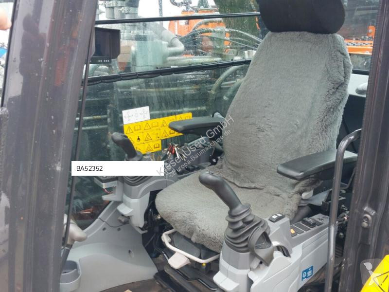 جرافة Hitachi KTEG KMC600P-7