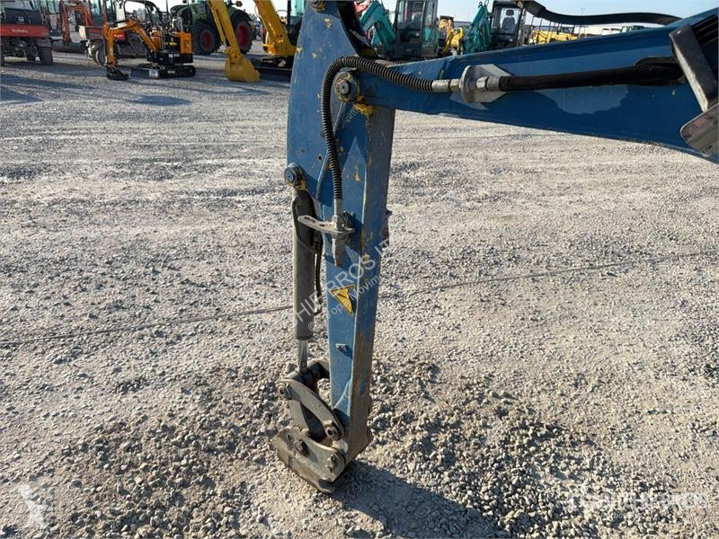 جرافة Neuson EZ17 Mini Excavator