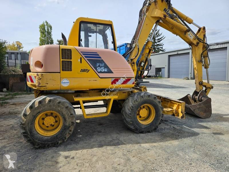 جرافة Komatsu PW 95 R