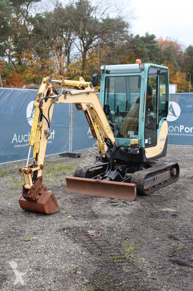 Skovel Yanmar SV22