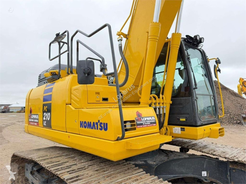 جرافة Komatsu LC11 E0