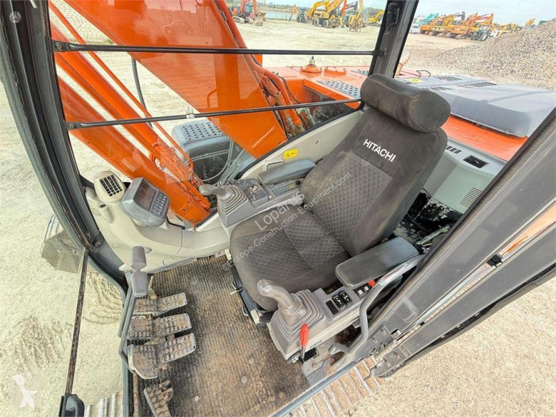 جرافة Hitachi LC3