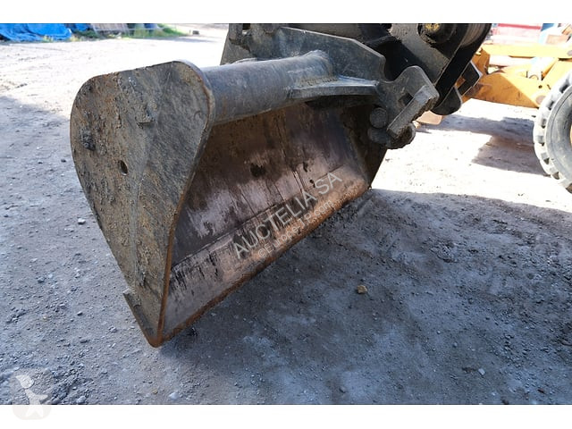 جرافة New Holland E135SR
