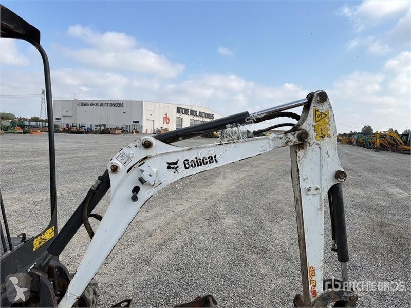 Skovel Bobcat E17 Mini Excavator