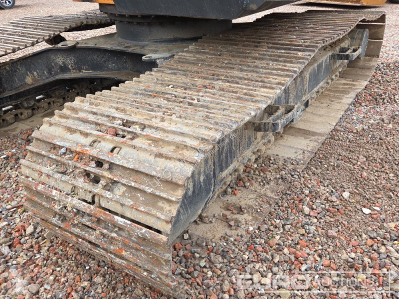 Escavadora Hitachi