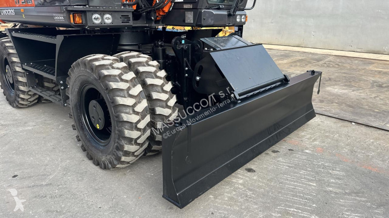 Excavadora Hitachi ZX175 WT-7