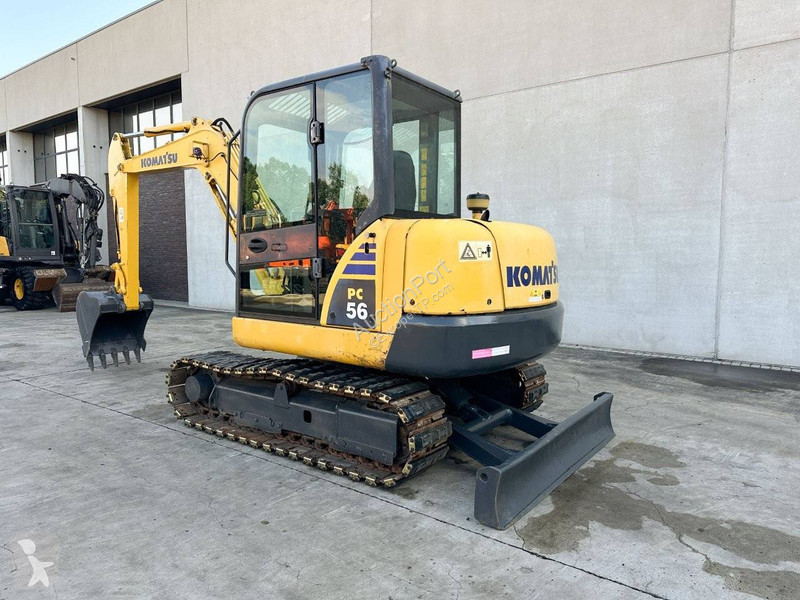 Skovel Komatsu 7