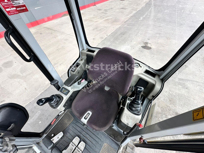 Excavator Wacker Neuson Wechsler + 2 Löffel/18...