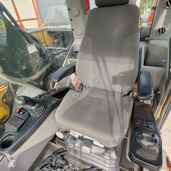 Rýpadlo Volvo EC220 EF