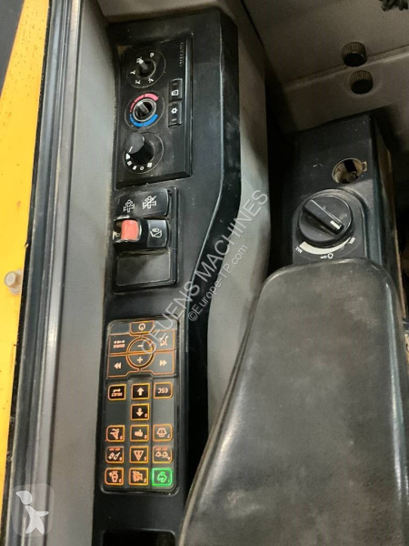 Экскаватор Volvo