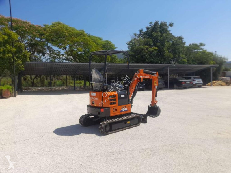 Excavadora Hitachi ZX19U-6 YR