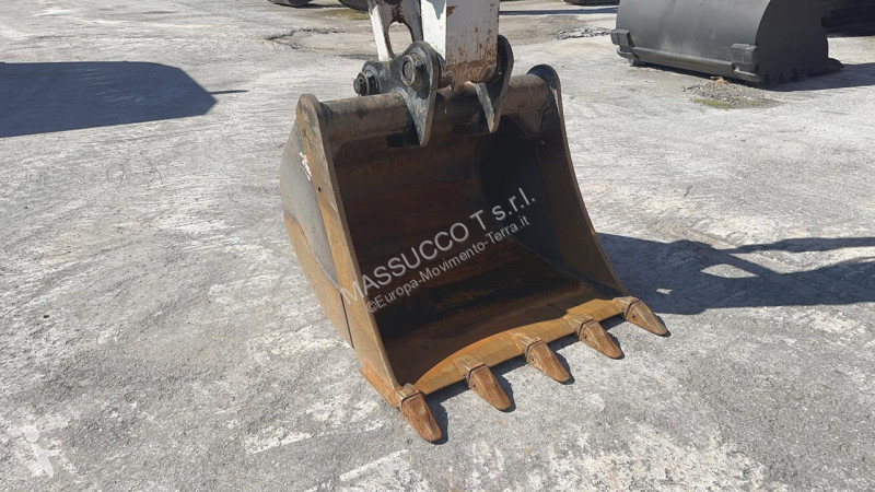 Excavadora Takeuchi TB2150R