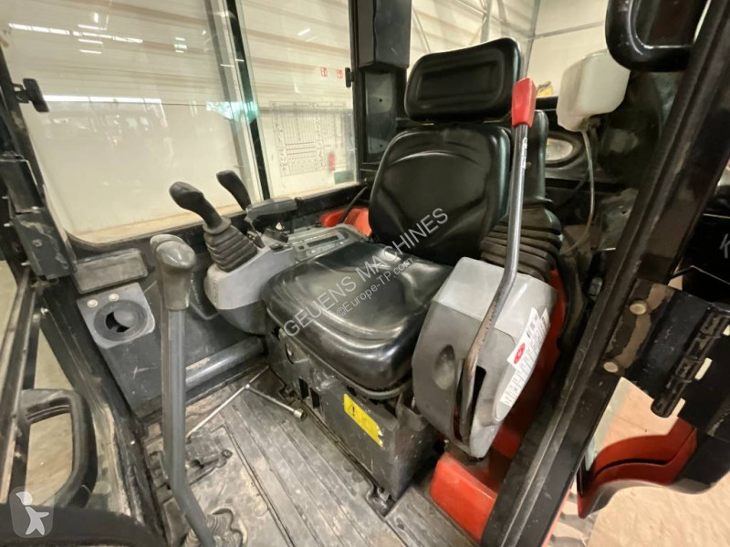 Escavatore Kubota U 20-3