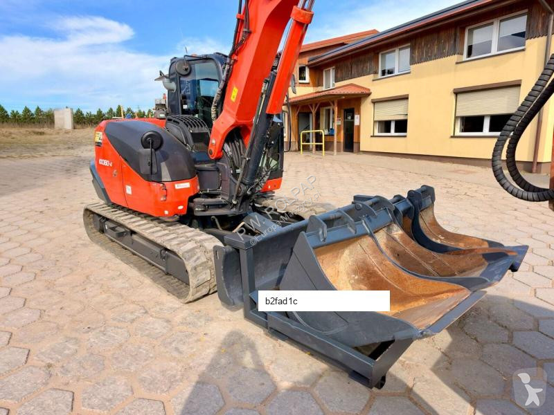 Koparka Kubota KX080-04