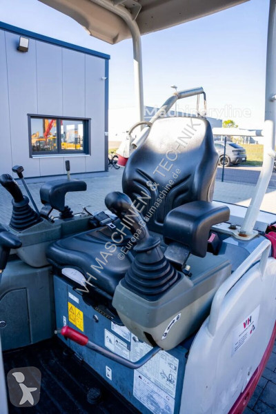 جرافة Takeuchi TB 216 Hybrid