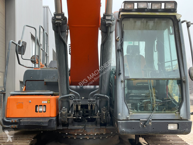 Pelle Doosan 5