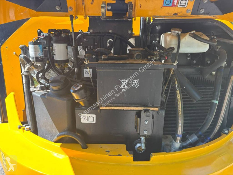 Pelle JCB R1