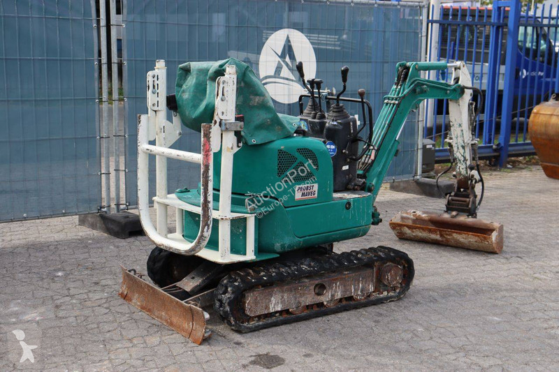 Pelle Hitachi YSR