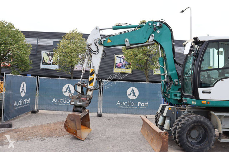 Pelle Liebherr Compact