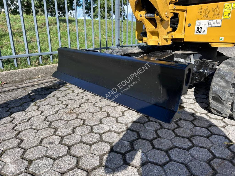 Pelle Caterpillar | 2024 | 412 Hours |...