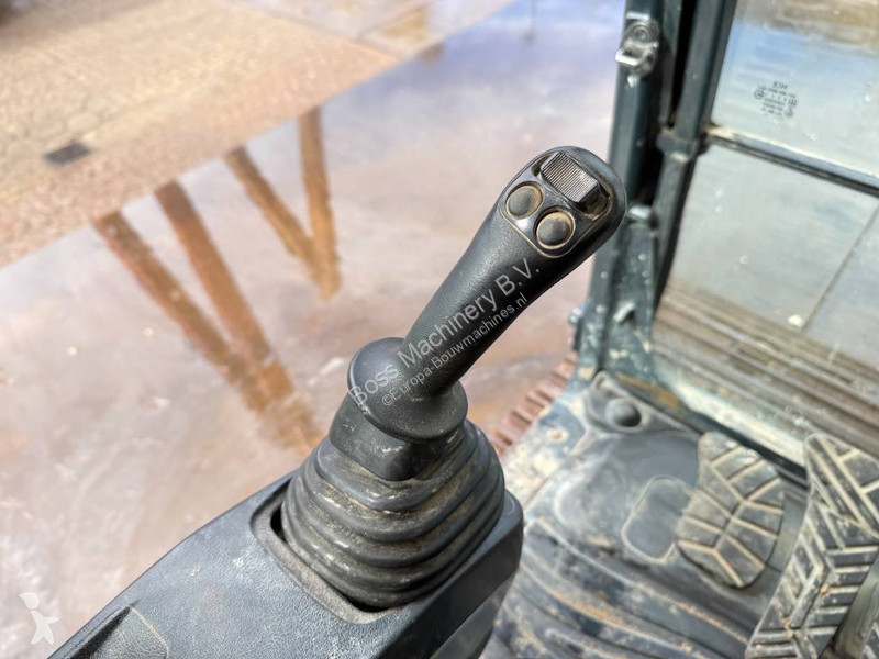 Pelle Hyundai - 360° Camera / Automatic Greasing