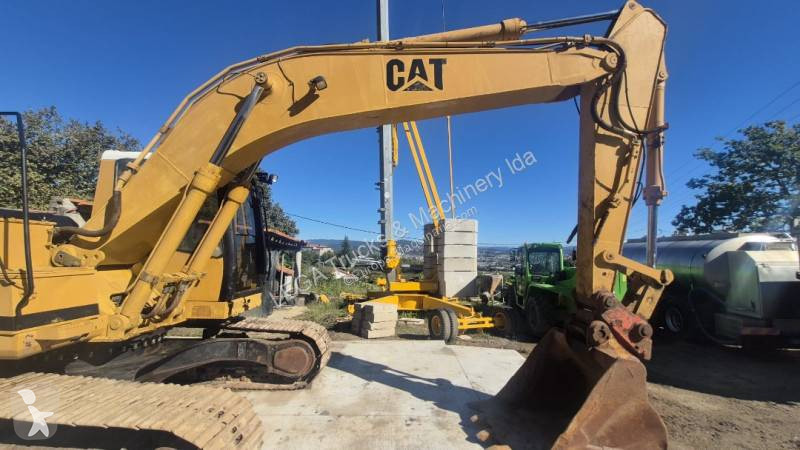 Excavator Caterpillar 320L