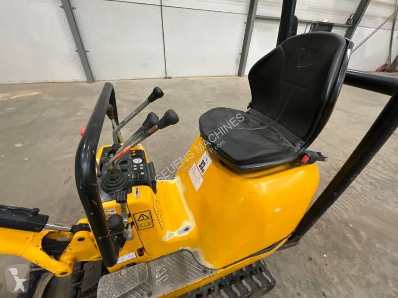 Pelle JCB