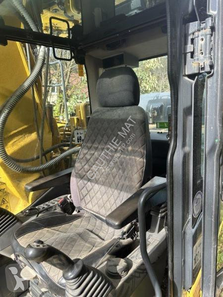 Pelle Komatsu 10