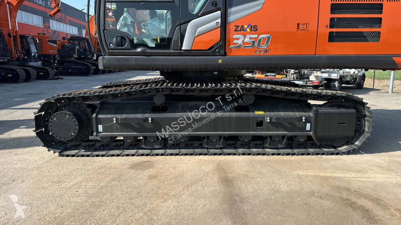 Pelle Hitachi 7