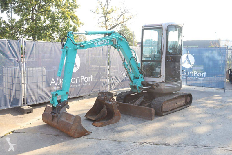جرافة Kobelco SK25SR