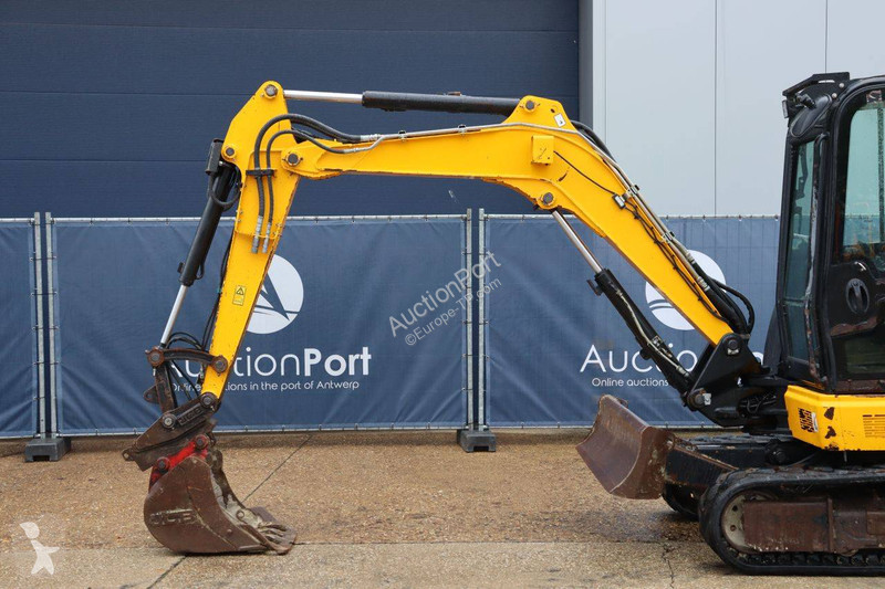 Pelle JCB Z1