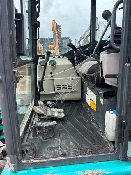 Pelle Kobelco SK55SRX-6E