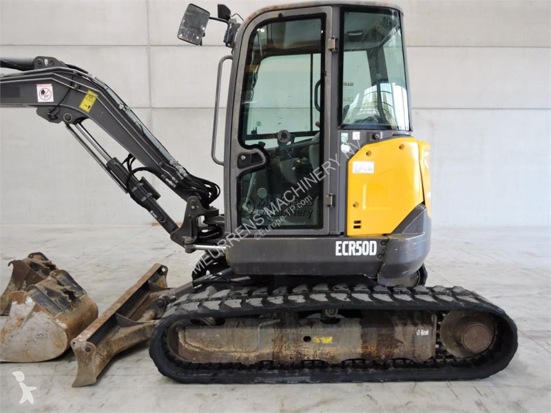 Багер Volvo ECR50 D