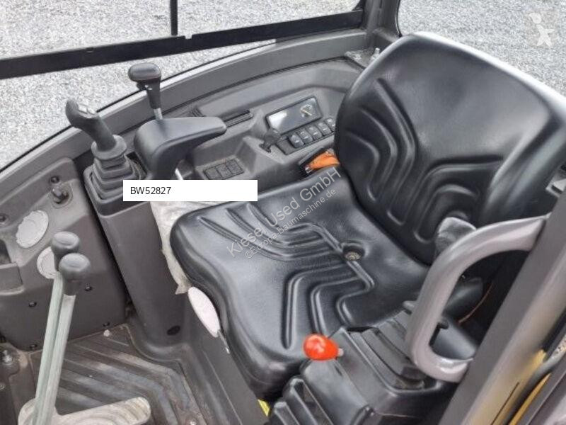 Багер Volvo EC18E